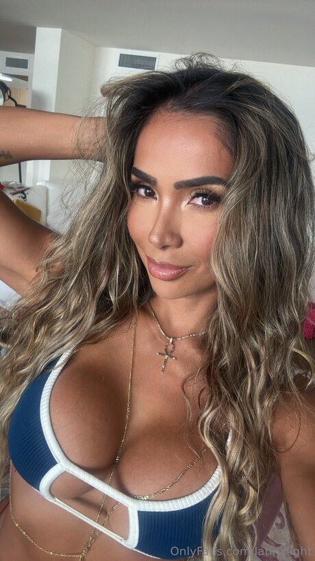 Latinxlight star high quality picture