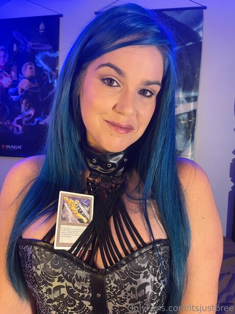 Itsjustbree nude star photos