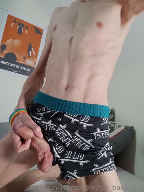 Fox Backyard star pornographic pics