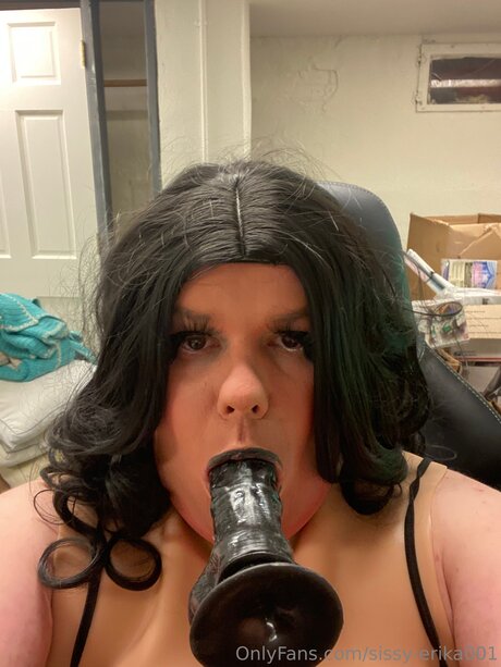 Sissy Erika001 model sex pics