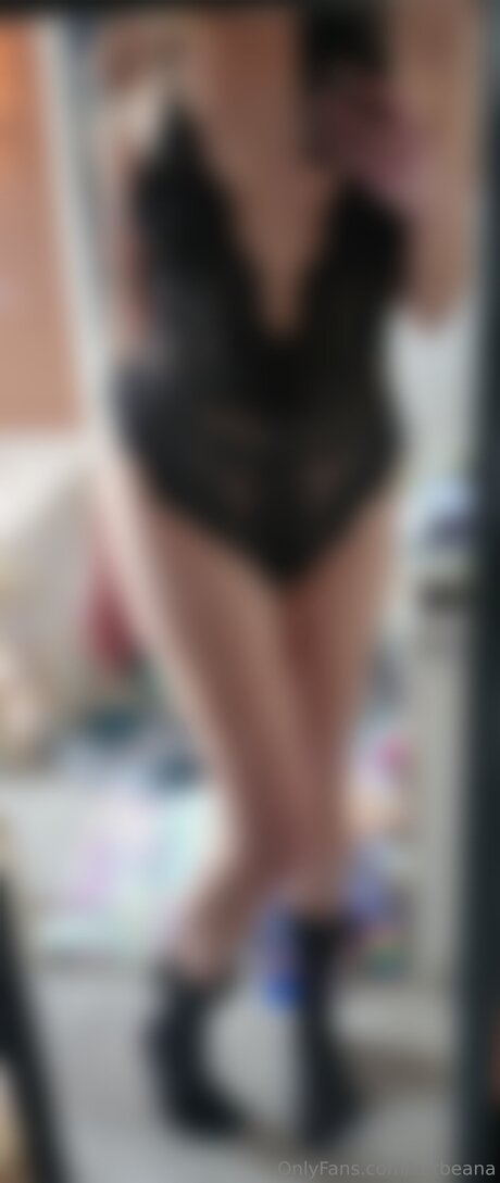 Katbeana model free photo