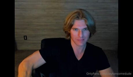 Claytonsomedude nude model photos