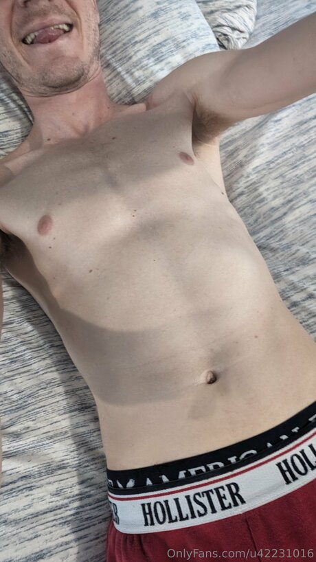 U42231016 top star images