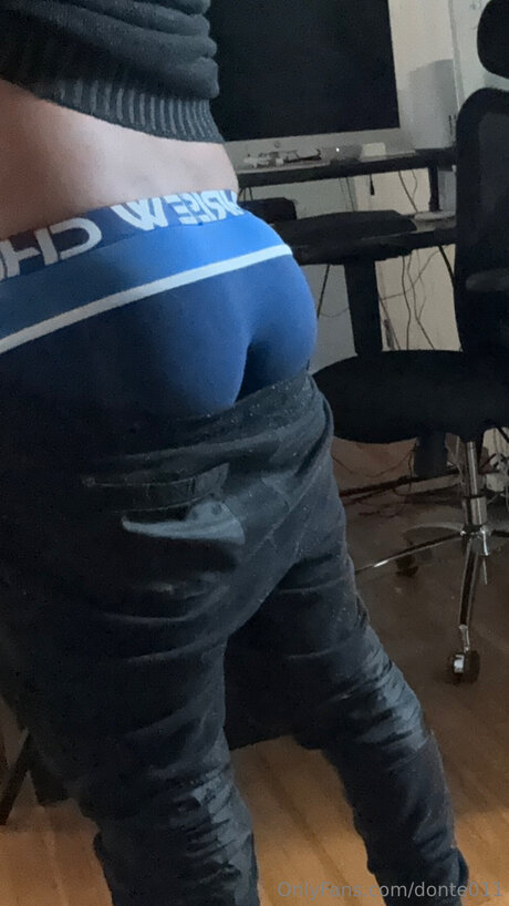 Donte011 adult model pics