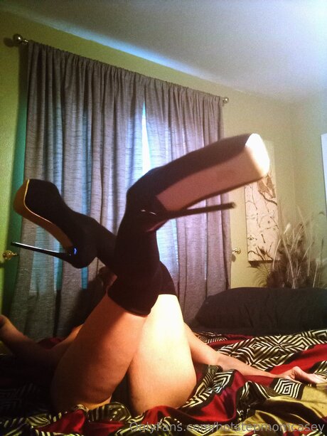 Hotstepmomcasey hot star picture