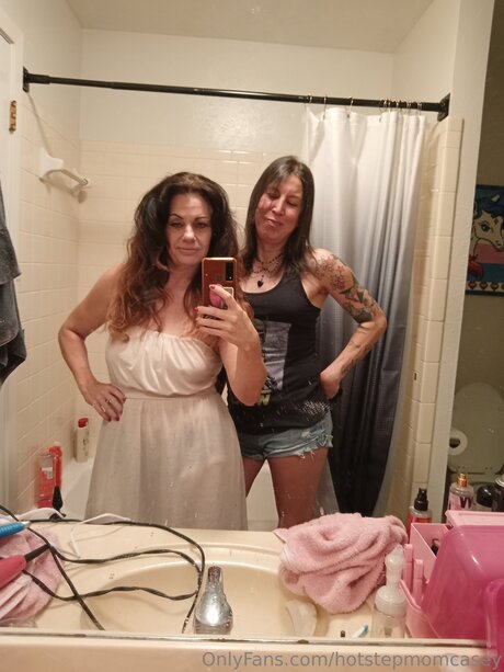 Hotstepmomcasey hd model images