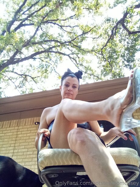 Hotstepmomcasey adult actress img