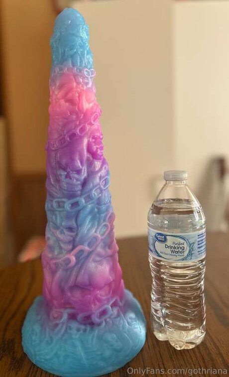 Gothriana model beautiful pic