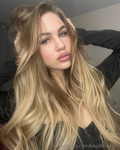 Tori Rain sexy actress gallery