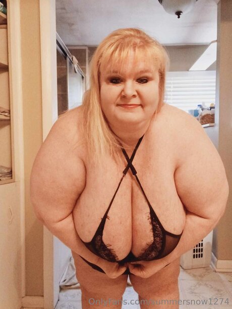 Summersnow1274 model exclusive pic