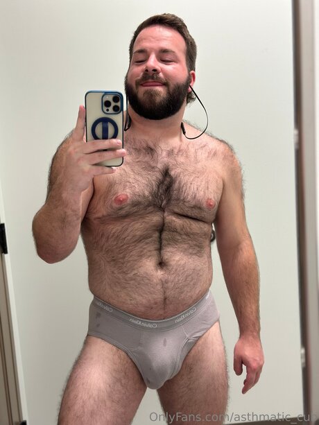 Asthmatic Cub star high quality pics