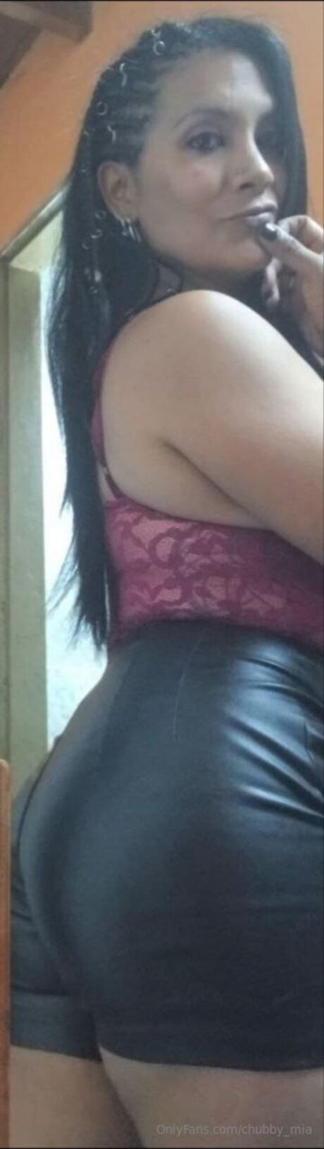 Chubby Mia free star picture