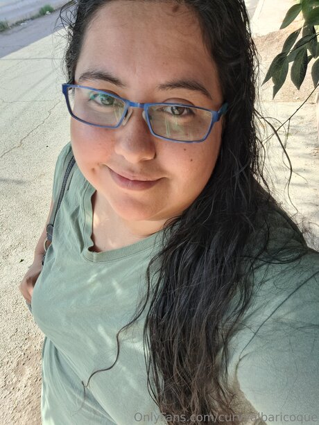 Curvyalbaricoque hd pornstar photos