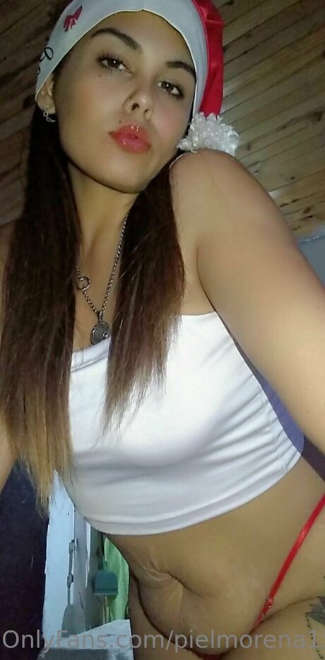 Pielmorena1506 model free image