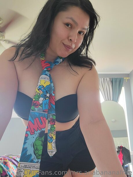 Mrs Anabananafree model free picture