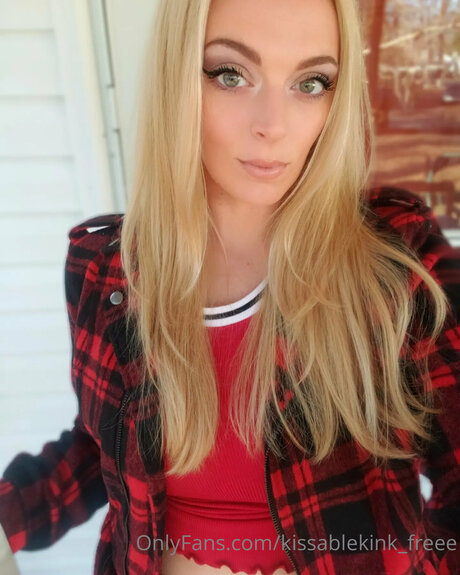 Kissablekink Freee star beautiful pictures