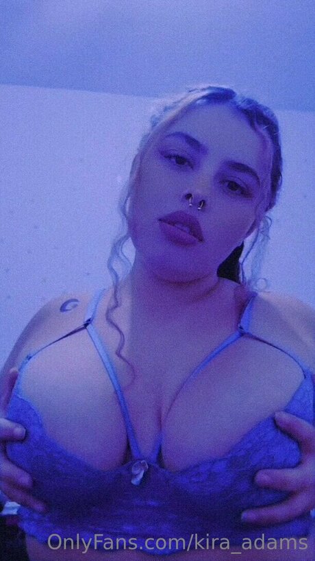 Kira Adams Profile pic