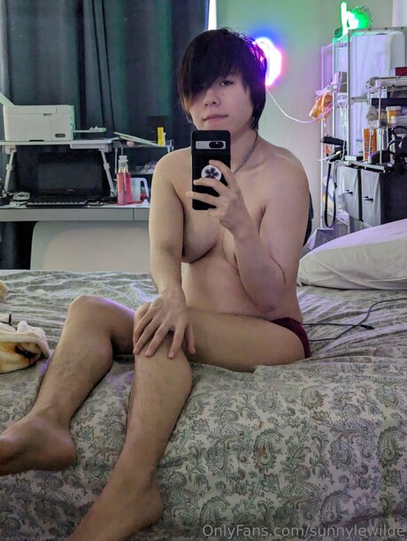 Sunnylewilde pornstar high quality img