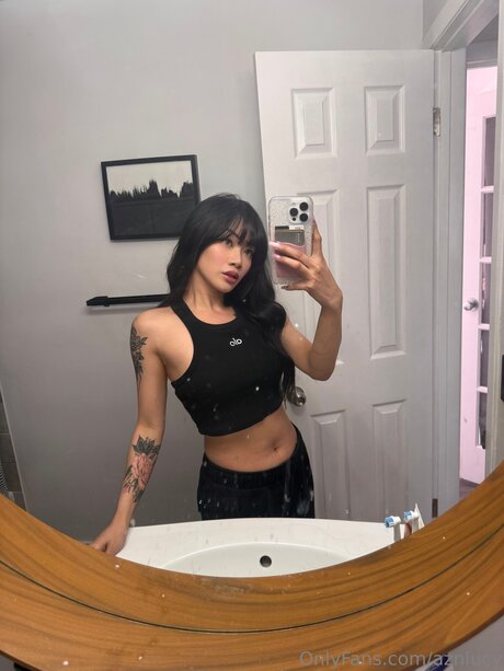 Aznlucy pornstar free pics