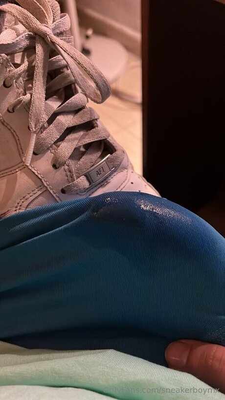 Sneakerboymx pornstar xxx image