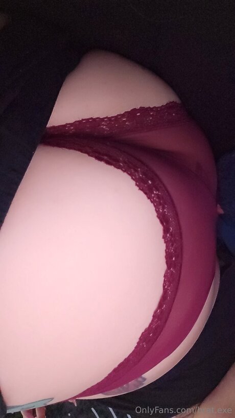 Bigtiddygothmommyuwu free star pictures