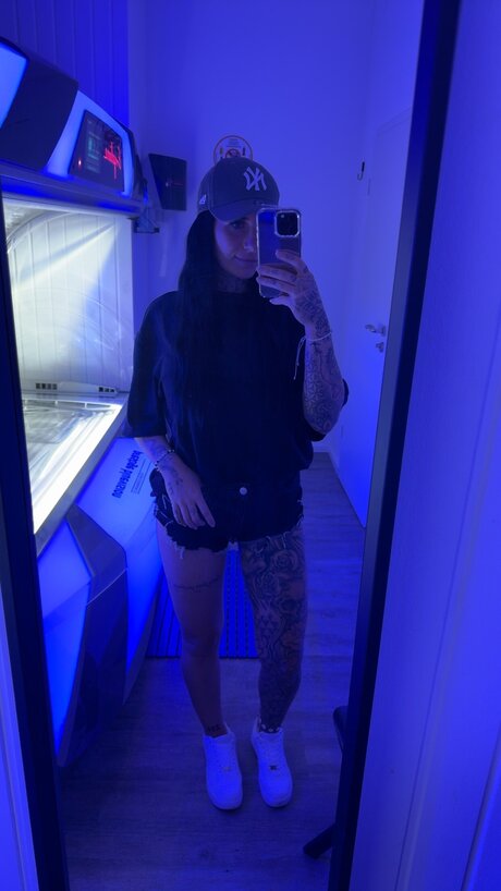 Justineblack sex pornstar pic