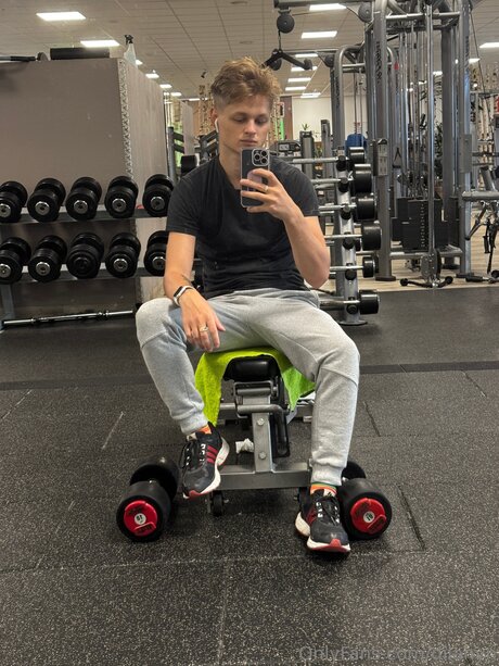 Dilanyn model nude gallery