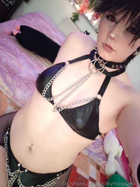 Milkymagpievip nice actress pics