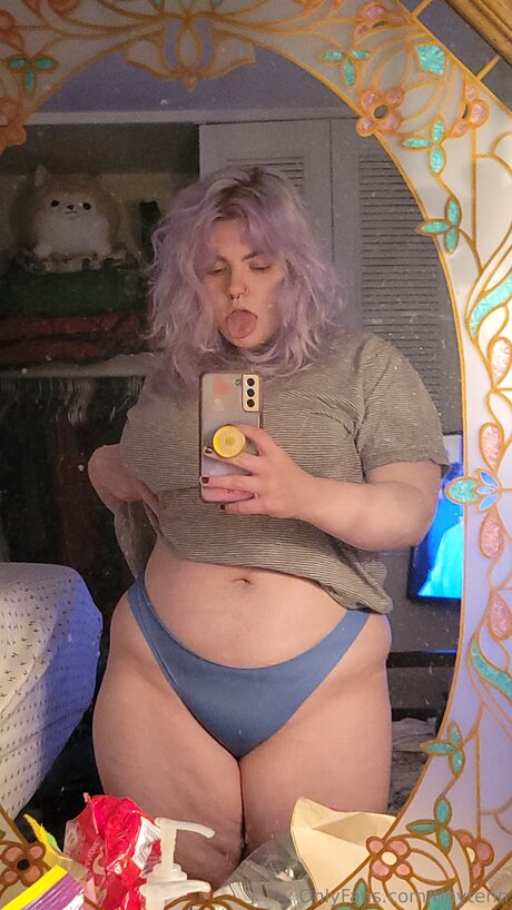 Tinytenn xxx actress pics