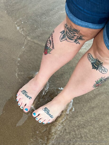 Notquiteapinup pornographic star photos