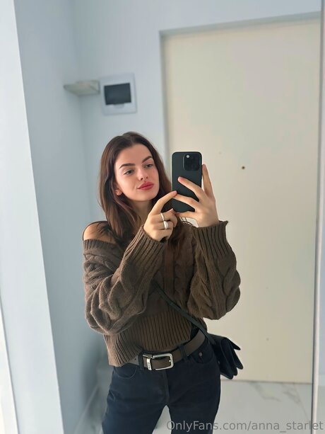 Anna Starlet pornstar nice img