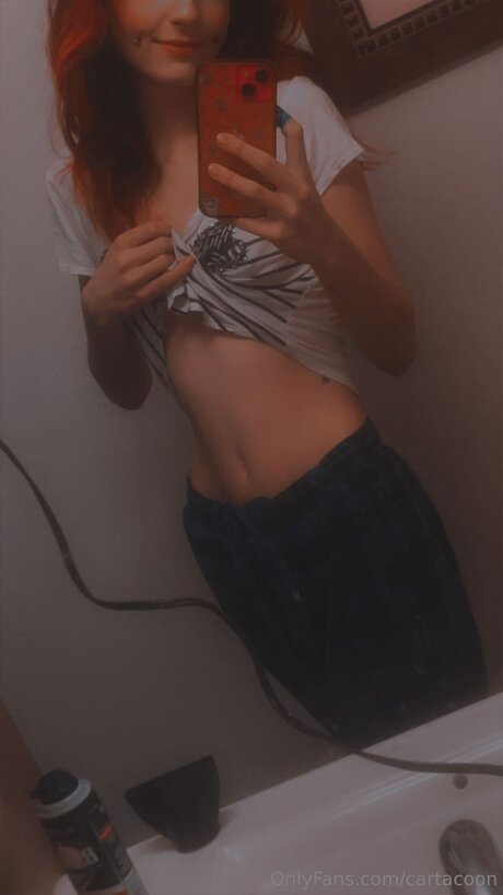 Cartacoon free model photos