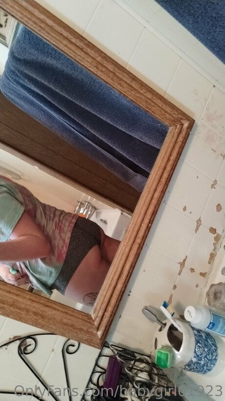 Babygirl01923 pornstar erotic img