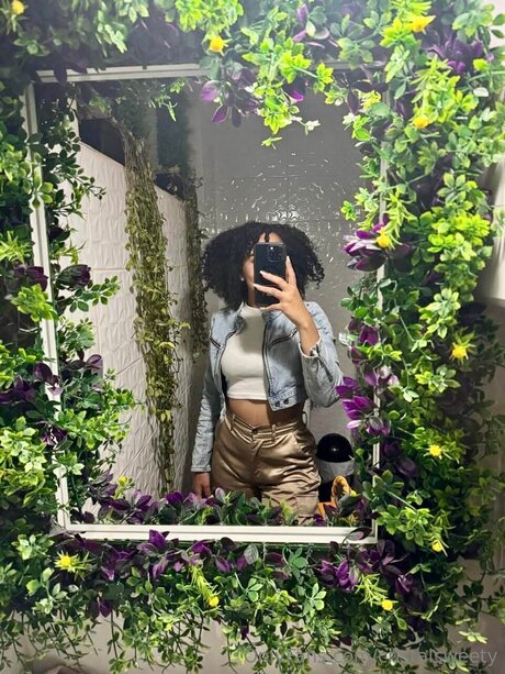 Cristalsweety pornstar exclusive photos