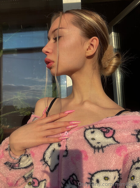 Mimiknox Official pornstar adult gallery