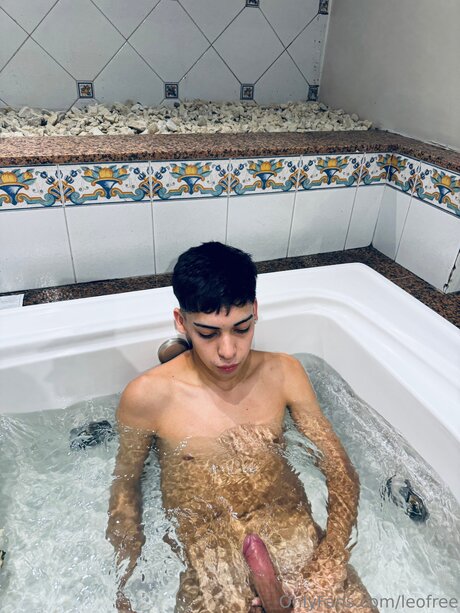 Leofree erotic actress image