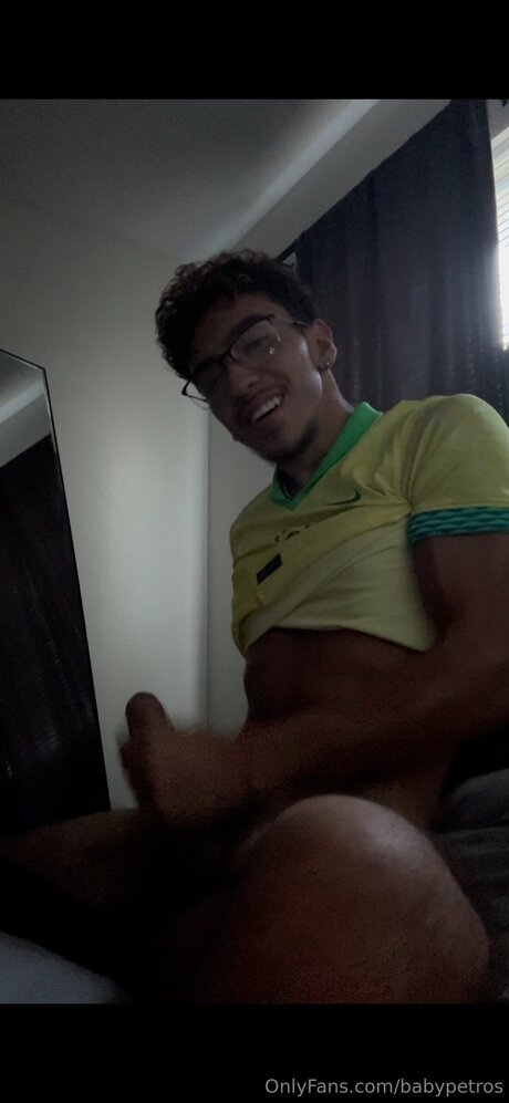 Babypetros star naked galleries