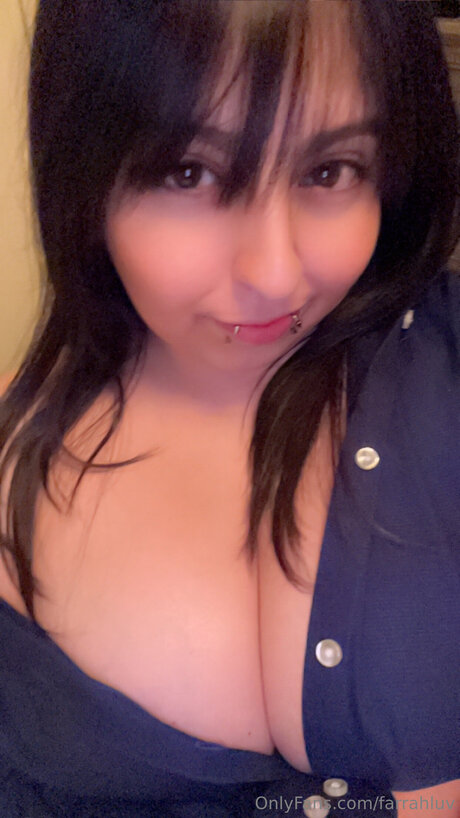 Farrahluv top model photo