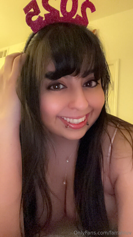 Farrahluv star top pic