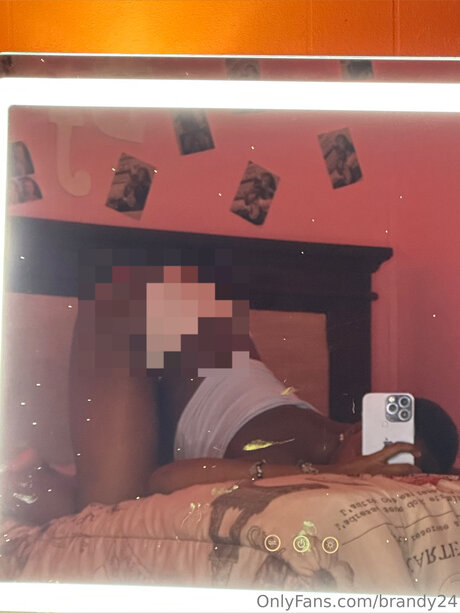 Brandy24 naked model gallery