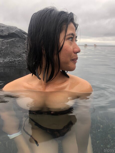 Alpsyyy nudes pornstar pic