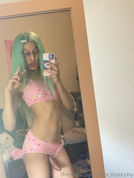 Pr1nc3ssxk1tty star nudes gallery