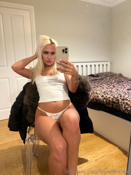 Layzellfrankie sexy model gallery