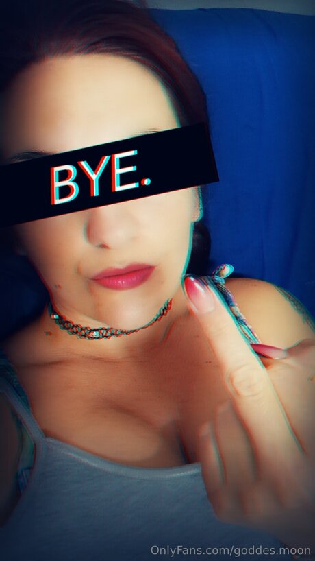 Goddesredmoon beautiful pornstar img