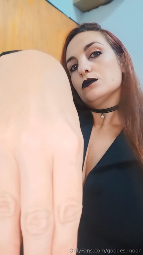 Goddesredmoon xxx star image