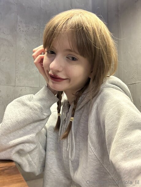 Lola Lil pornstar nudes pics