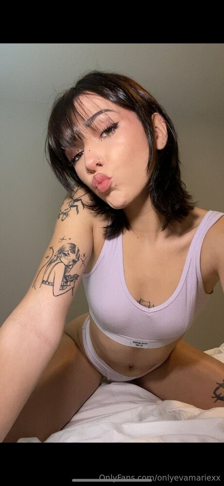 Onlyevamariexx hd model image