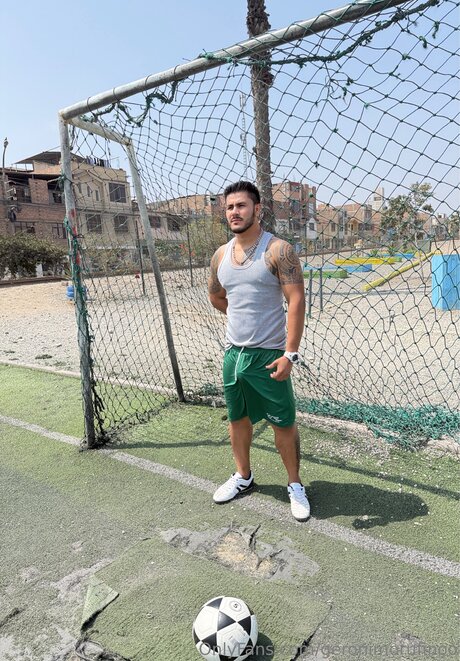 huge shemale onlyfans hot pics