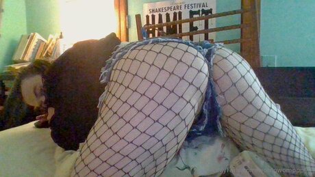 Wompwomppp00 adult model img