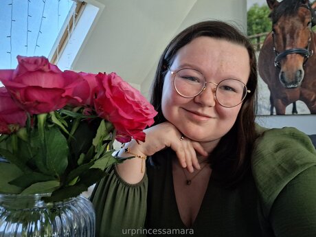 Urprincessamara pornstar top pic